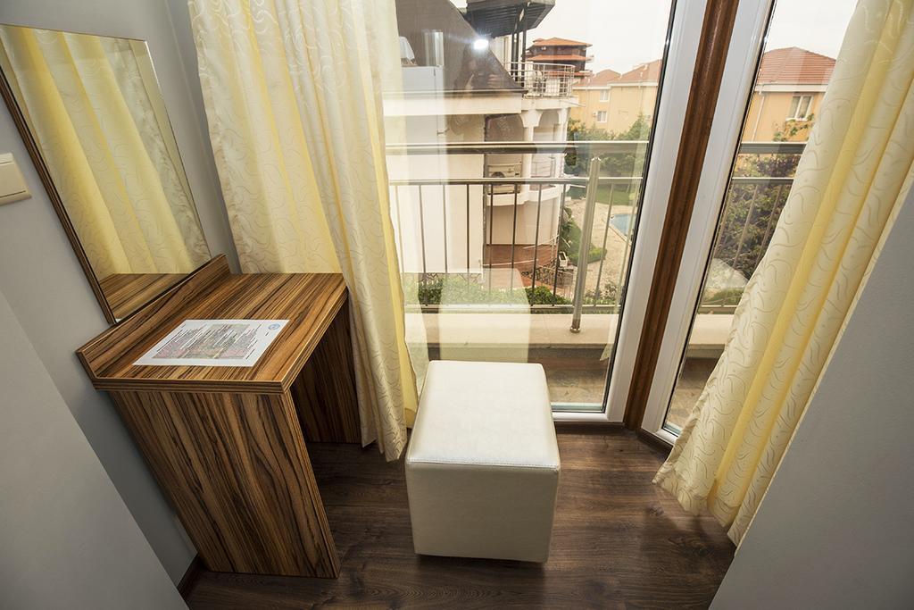 Jbh Hotel Sveti Vlas Exterior foto